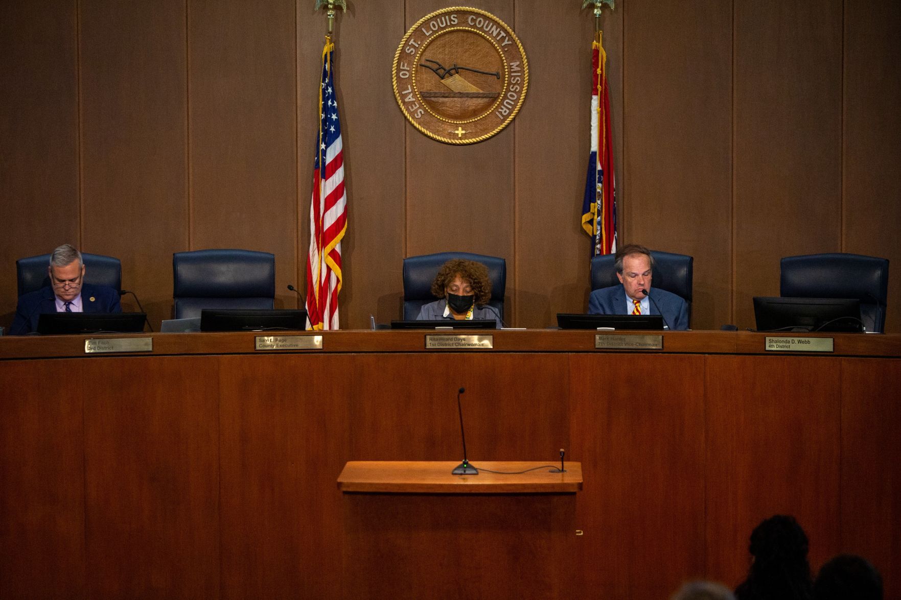 St. Louis County Council votes on mask resolution